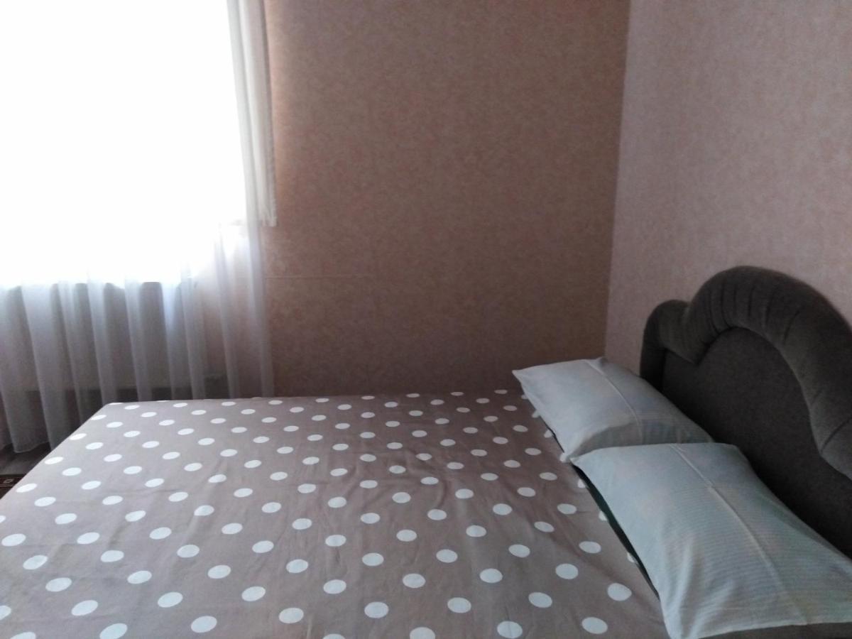 Apartament On Komarova 29 Вулиця Комарова 29 Kirovograd Exterior foto